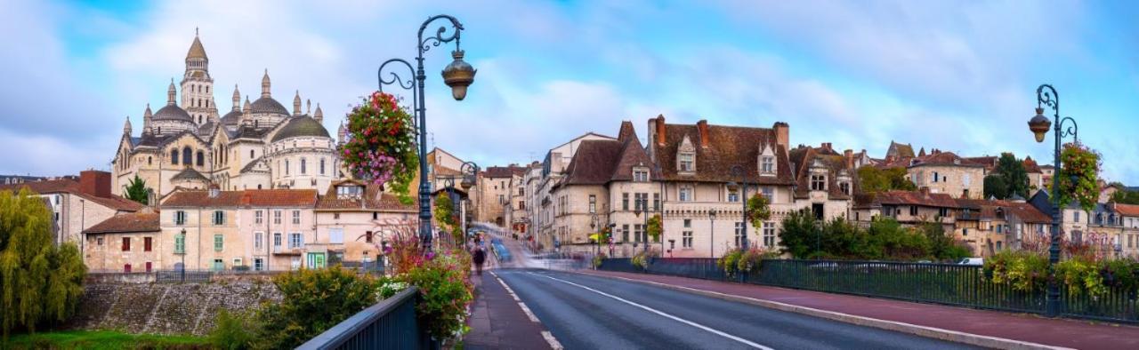 Logis 8 St Front Gite Urbain Périgueux Exterior foto